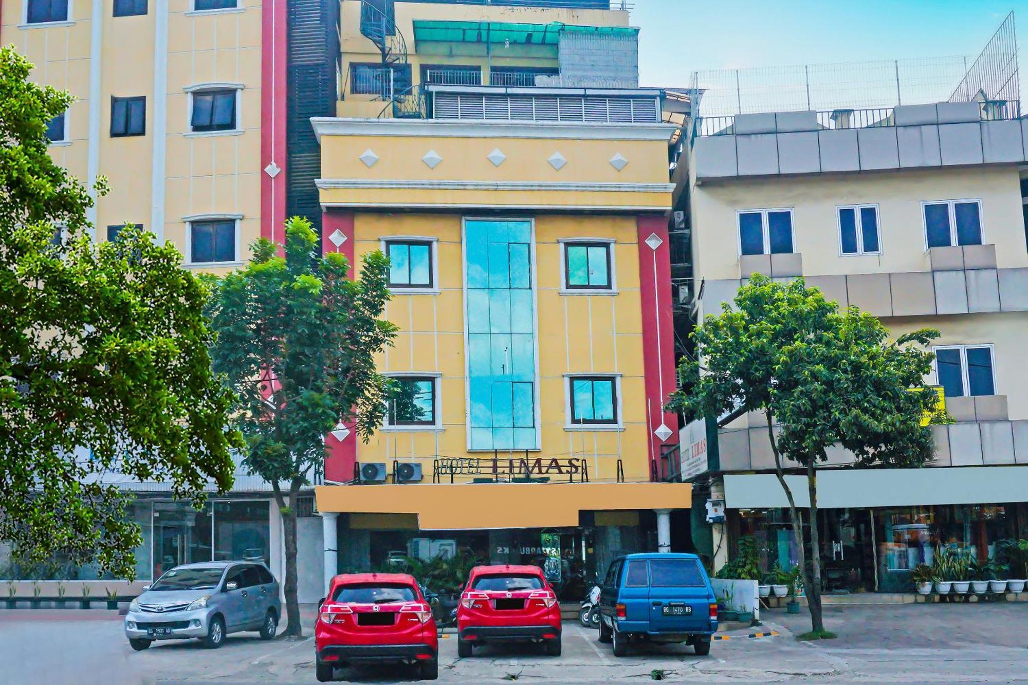 Super Oyo Collection O 92690 Hotel Limas Palembang Exterior photo